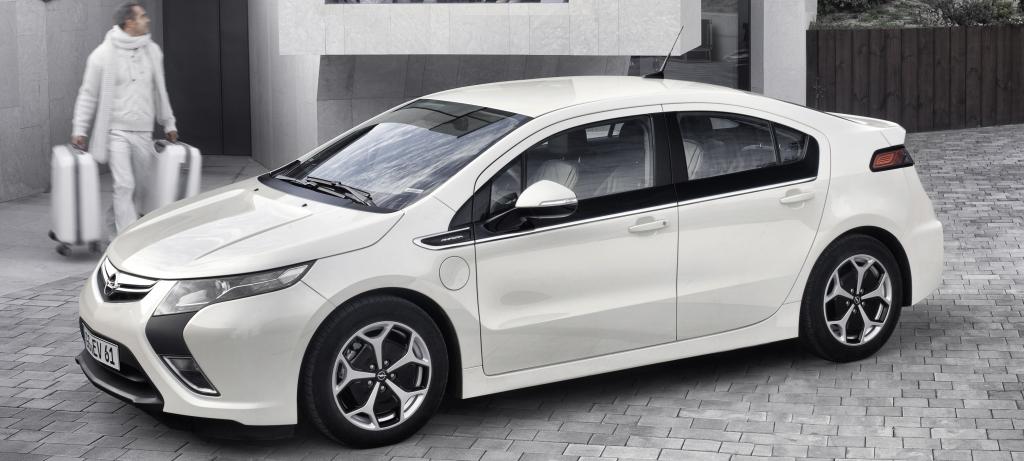 Opel Ampera.