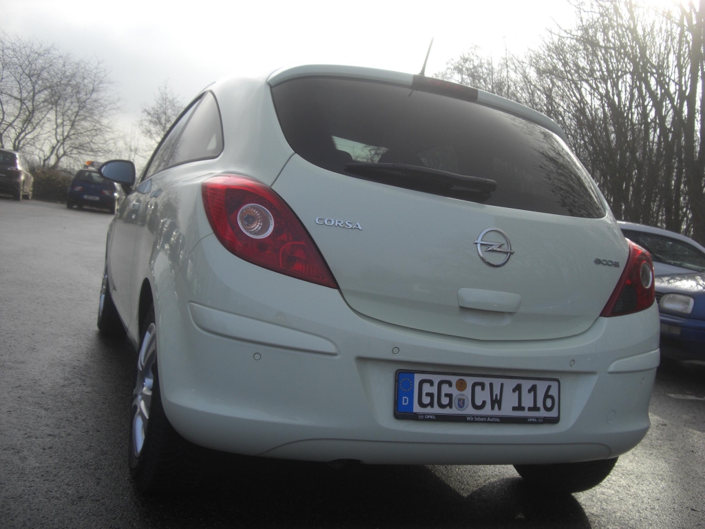 Opel Corsa mit ecoFLEX und Start/Stop-Automatik: Spar-Riese und Saubermann in Einem