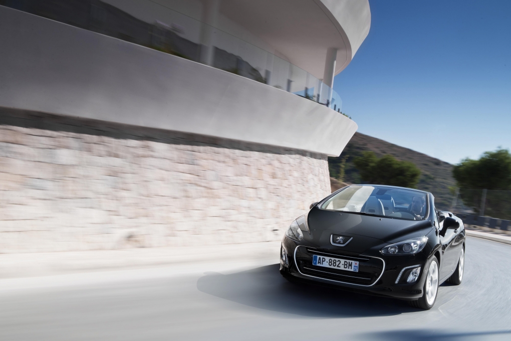 Peugeot spendiert Kompaktbaureihe 308 umfangreiche Modellpflege