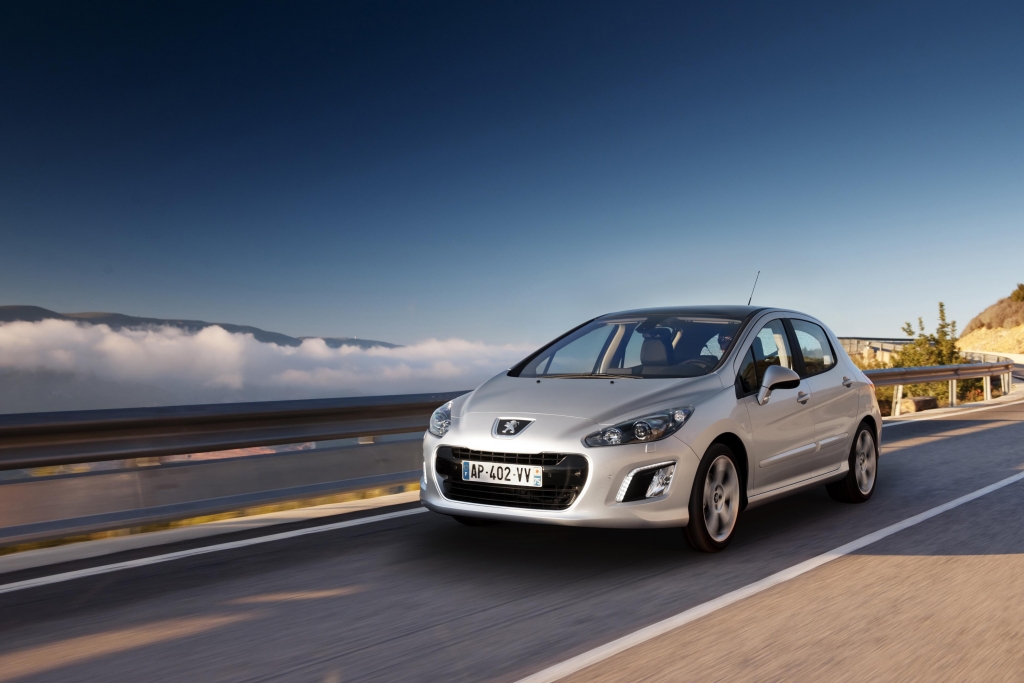 Peugeot spendiert Kompaktbaureihe 308 umfangreiche Modellpflege