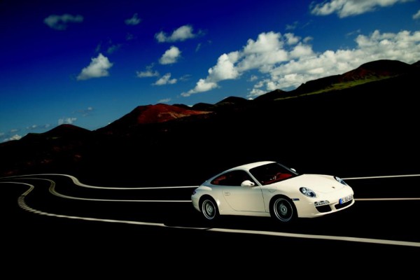 Porsche gibt Gas: Über 1 000 Neueinstellungen 