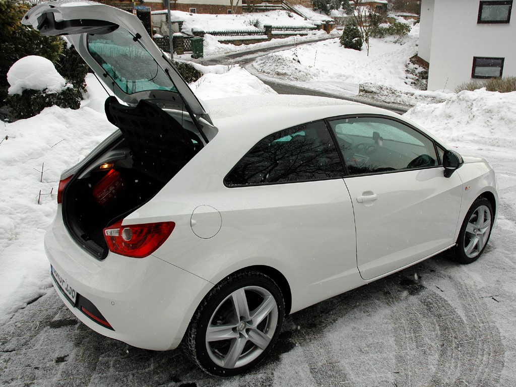 Seat Ibiza: In den Kofferraum des FR-Dreitürers passen 236 bis 882 Liter hinein. 