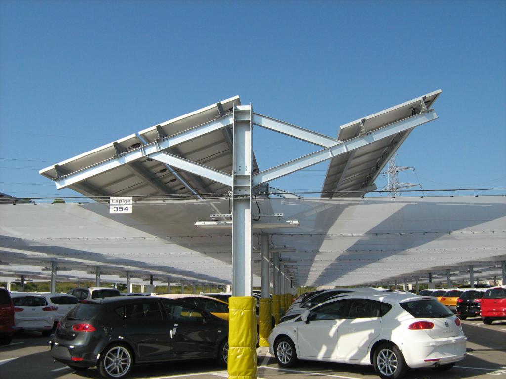 Seat nimmt Solaranlagen in Betrieb