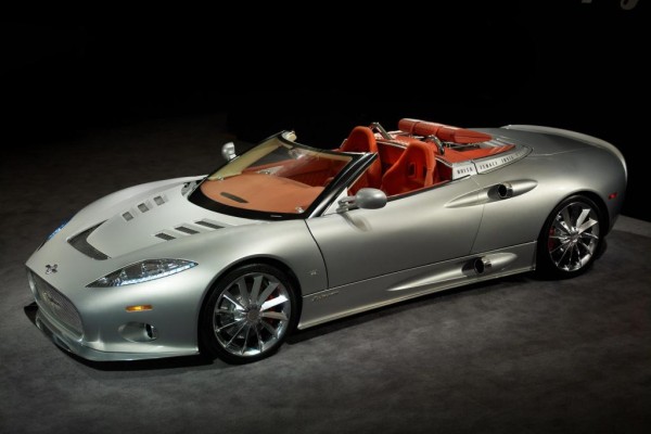 Spyker trennt sich von Sportwagenproduktion 