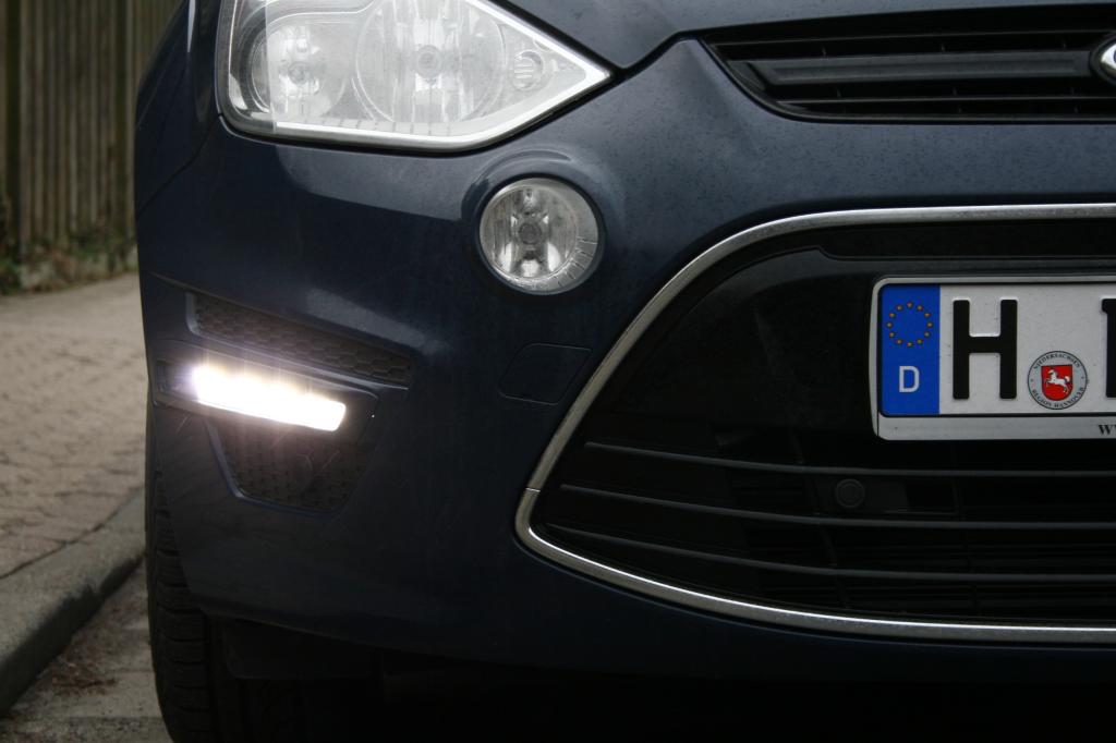 Tagfahrlicht ist keine Gefahr für schwache Verkehrsteilnehmer und Motorradfahrer