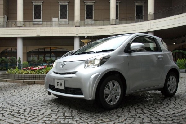 Toyota EV - Unter Strom in Genf