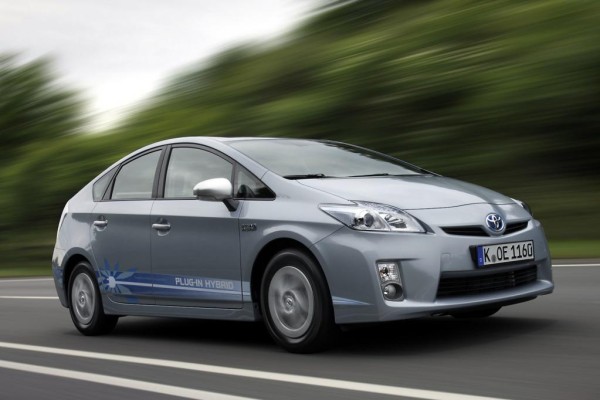 Toyota Prius Plug-in: Rekordverdächtiger Teilzeit-Stromer  