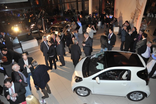 Toyota eröffnet iQ-Store in Berlin