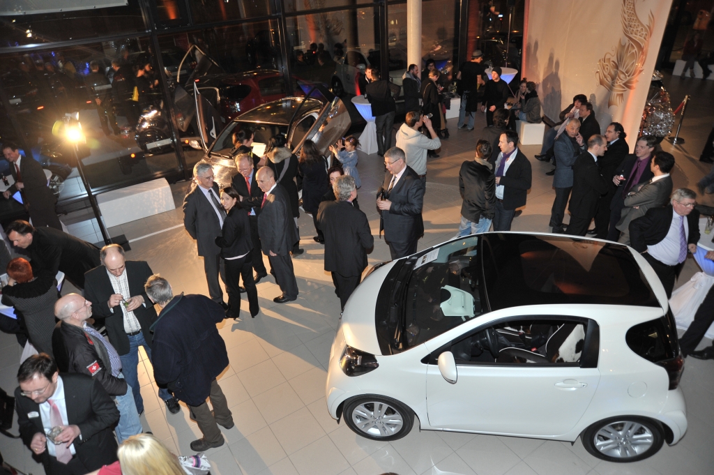 Toyota eröffnet iQ-Store in Berlin