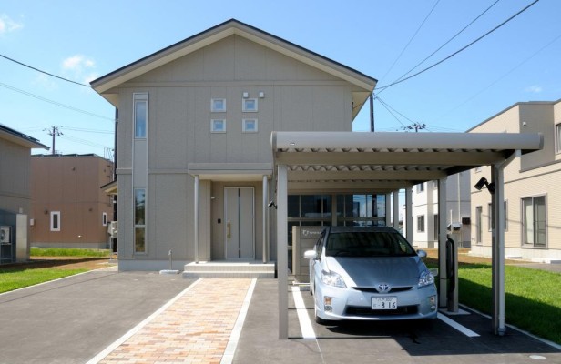 Toyota testet intelligentes Stromnetz