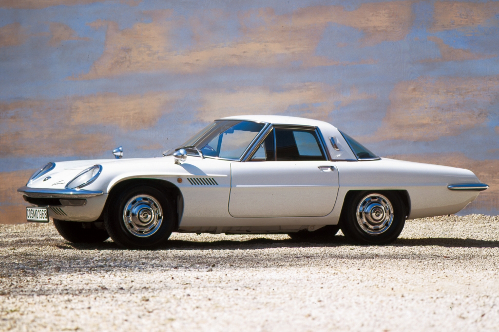 Tradition: 45 Jahre Mazda Cosmo Sport und Toyota 2000 GT - Nippons schnellste Sternschnuppen der Sechziger