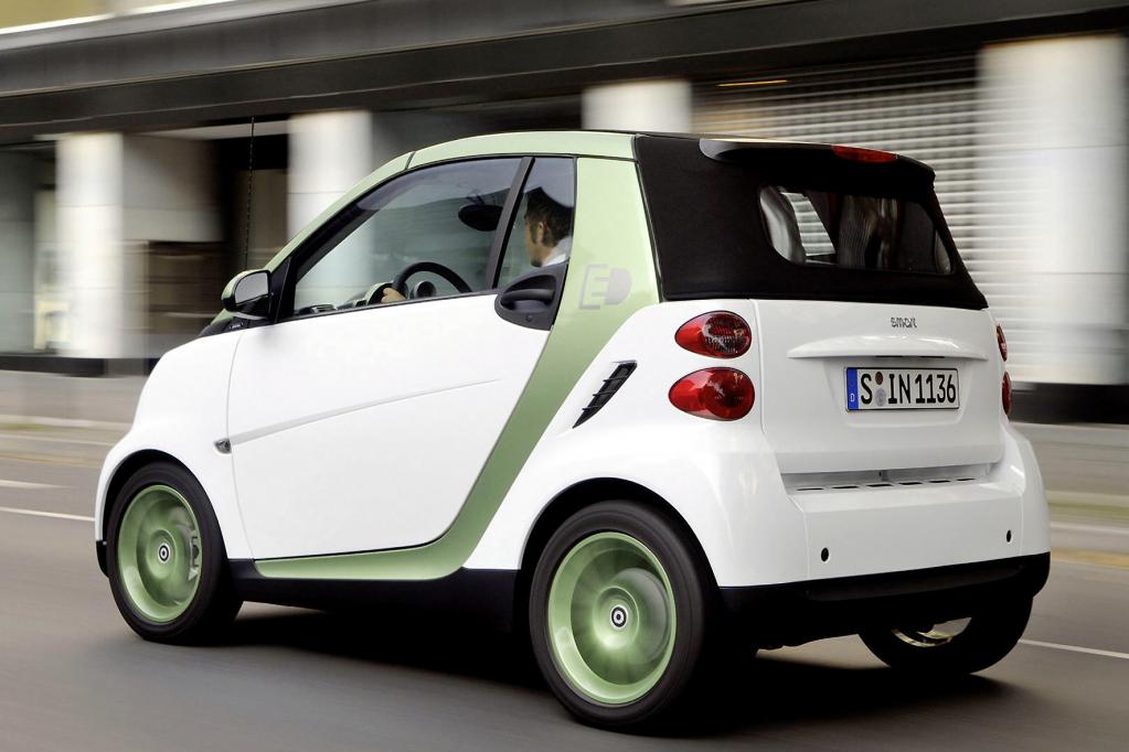 Trotz Absatzrückgang: Mercedes steht zu Smart  