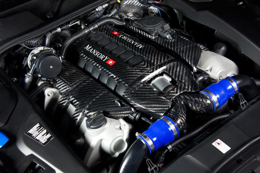 V8-Kraftwerk mit 690 PS