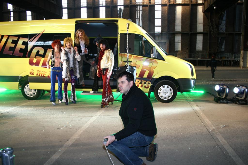 Volkswagen baut speziellen Bandbus