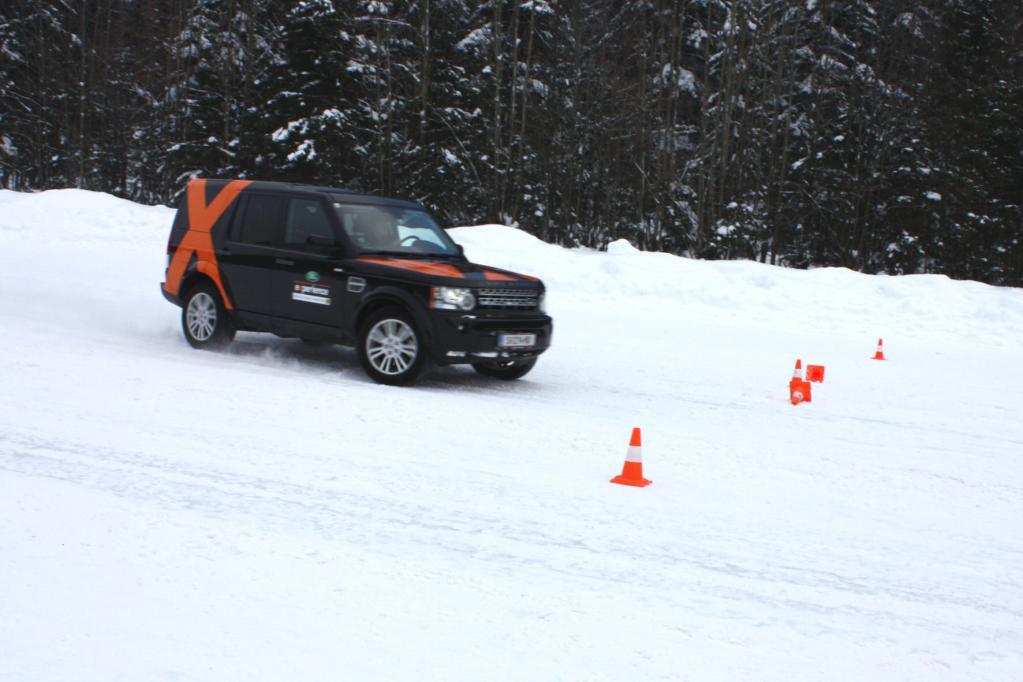 Winter-Fahrtraining: Mit Sicherheit Spaß auf Schnee und Eis 