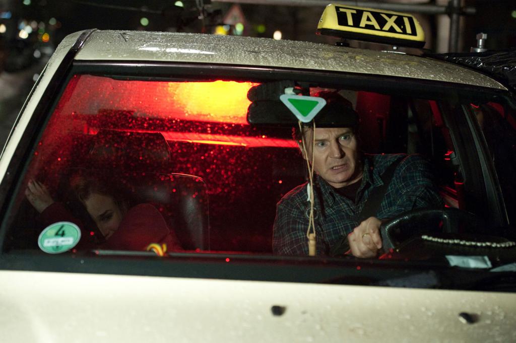 Action-Thriller „Unknown Identity“ mit Beteiligung von Mercedes-Benz-Fahrzeugen.