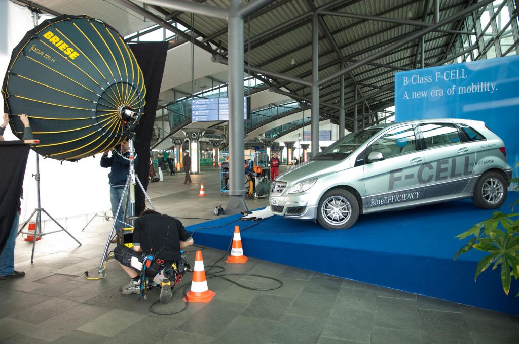 Action-Thriller „Unknown Identity“ mit Beteiligung von Mercedes-Benz-Fahrzeugen.