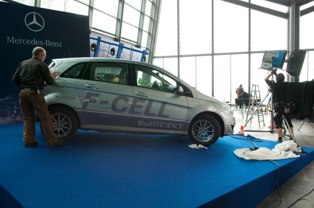 Action-Thriller „Unknown Identity“ mit Beteiligung von Mercedes-Benz-Fahrzeugen.