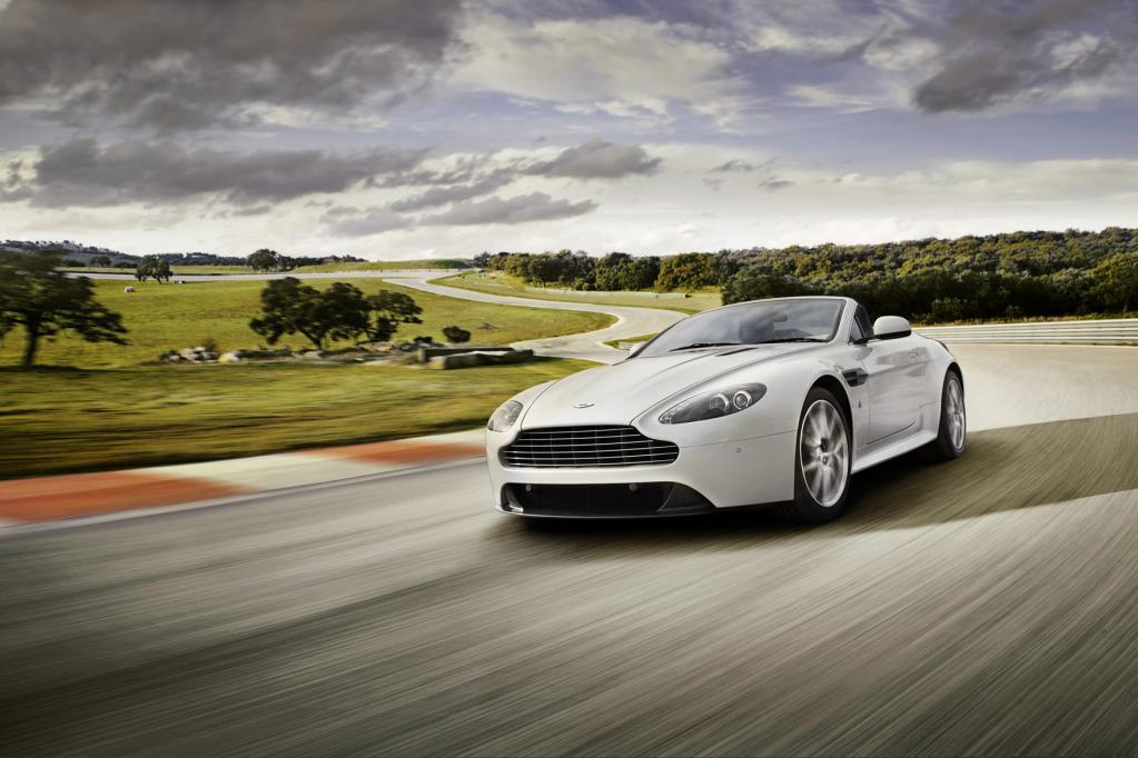 Aston Martin stellt neue Modelle in Deutschland vor 