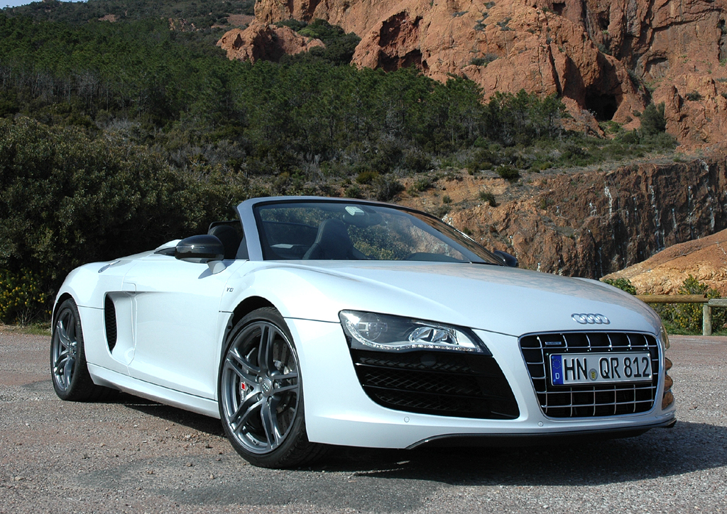 Audi-Leichtbau: Der Hochleistungssportwagen R8, hier Spyder, steht für Leichtbau in reinster Form. 