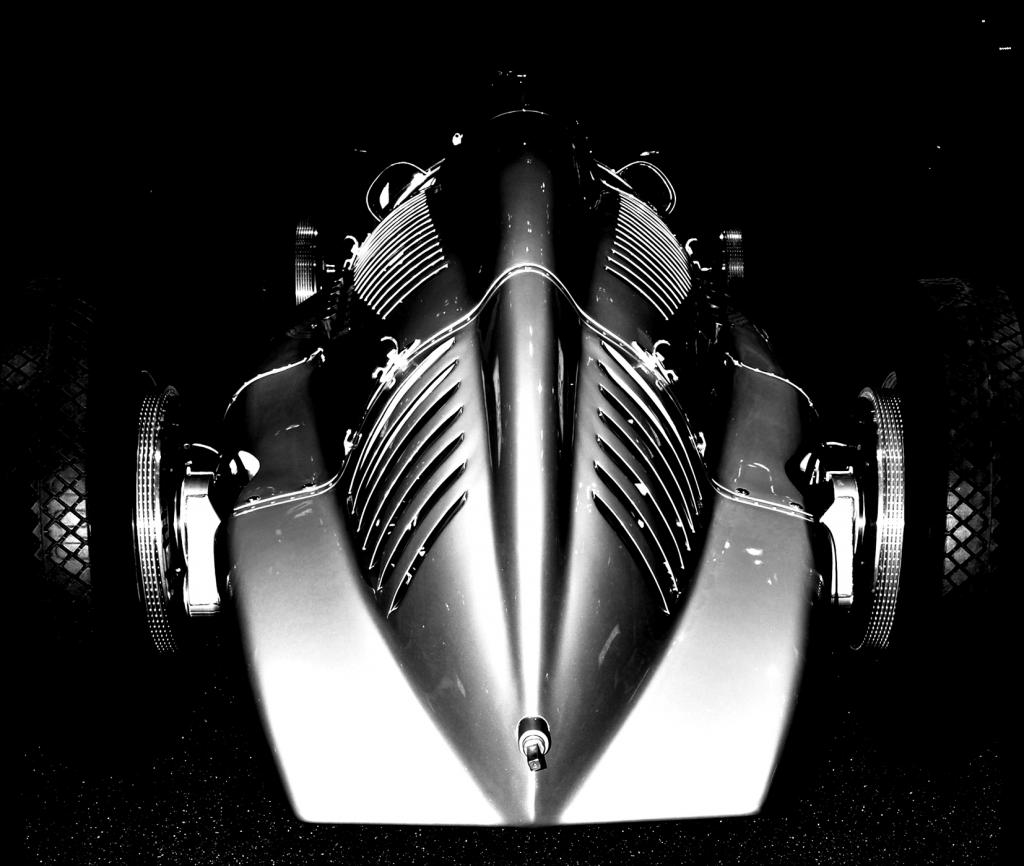 Auto-Autor zeigt seine Fotos von automobilen Klassikern