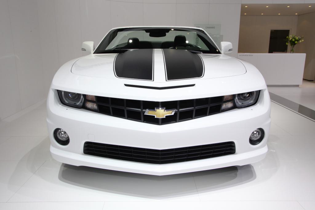 Chevrolet Camaro.