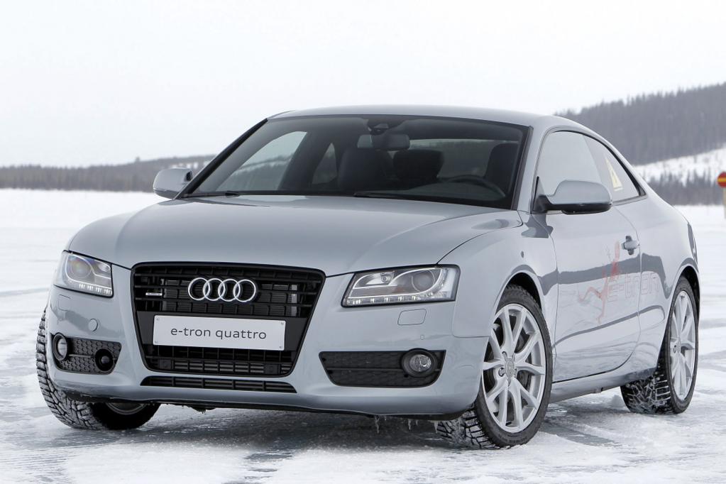Die ersten 40 Kilometer kann der Audi rein elektrisch zurücklegen. 