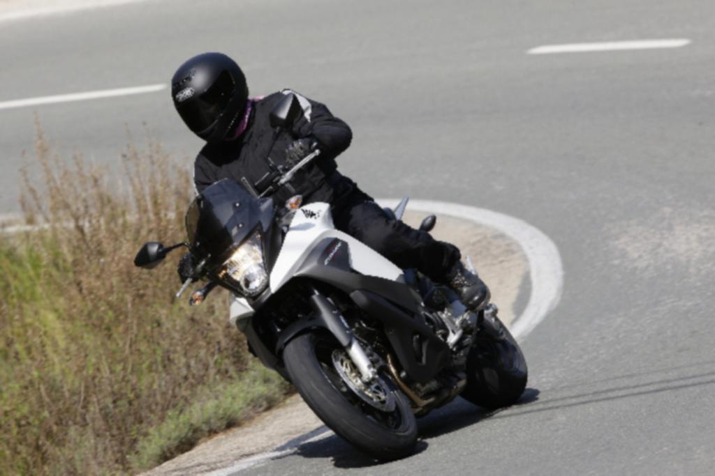 Die neue Honda Crossrunner ist eine Mischung aus Sportler und Enduro