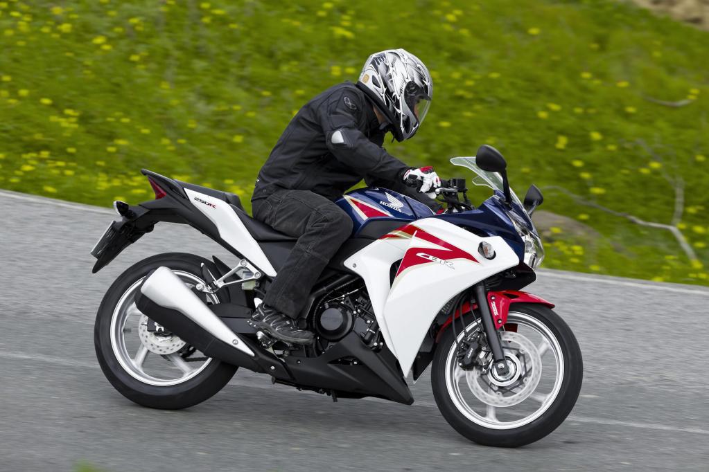Eine 250er im Renngewand: die Honda CBR 250R. 