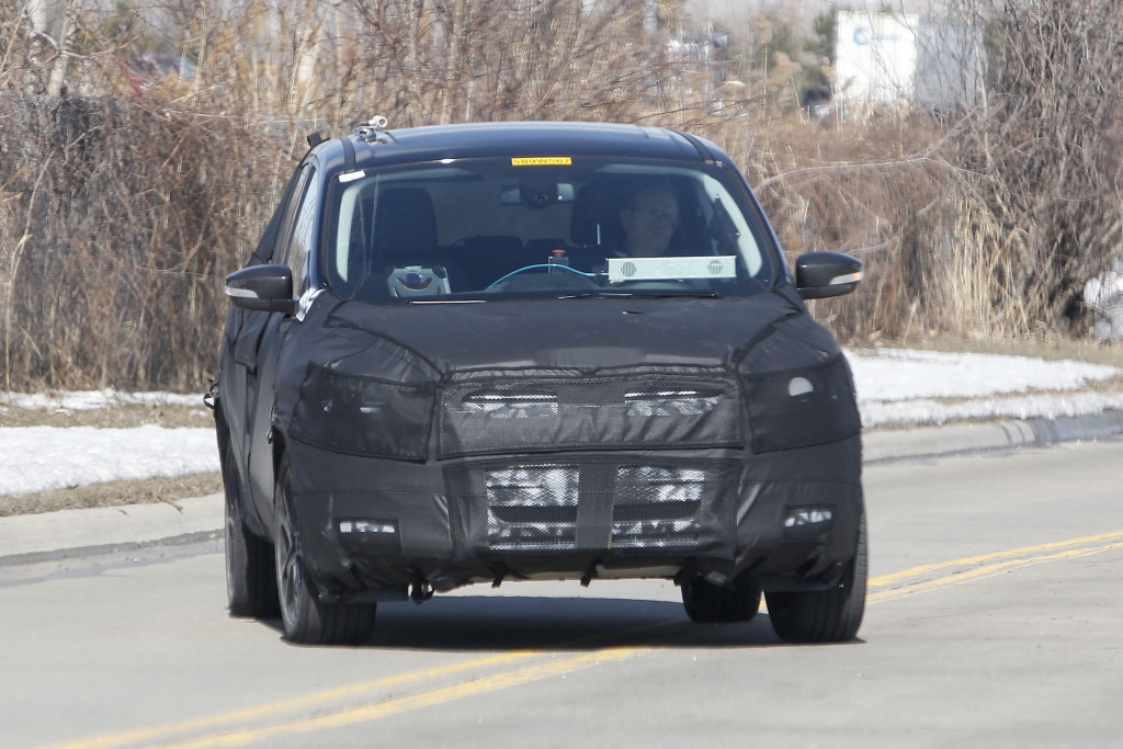 Erwischt: Erlkönig Ford Kuga – Prototyp im dicken Kittel