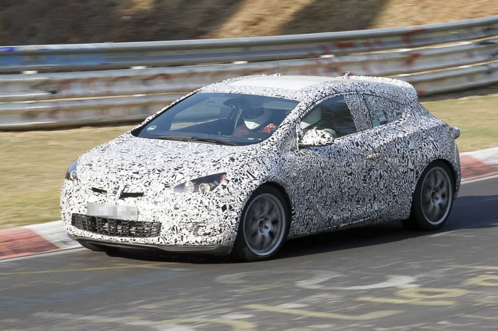 Erwischt: Erlkönig Opel Astra GTC OPC – Astra im Tiefflug