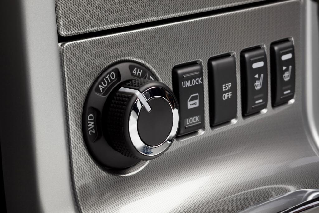 Fahrbericht Nissan Pathfinder 3,0 dCi LE: Feste Größe