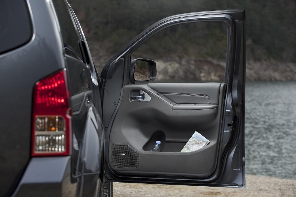 Fahrbericht Nissan Pathfinder 3,0 dCi LE: Feste Größe
