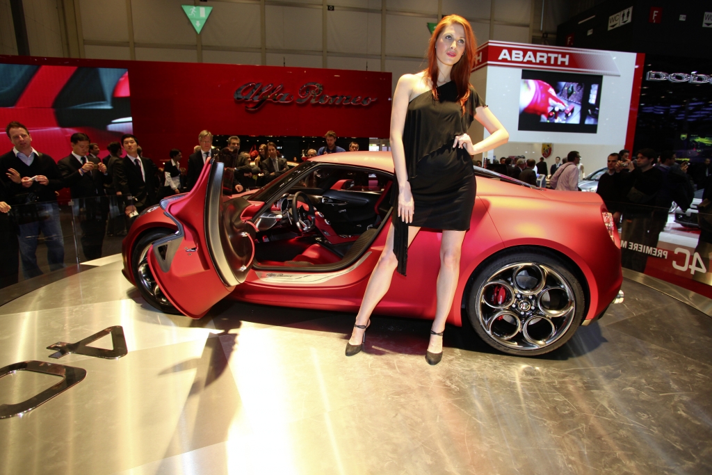Genf 2011: Der Alfa Romeo 4C Concept soll in Serie gehen