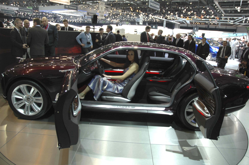 Genf 2011: Jaguar-Studie – Bertone präsentiert B99