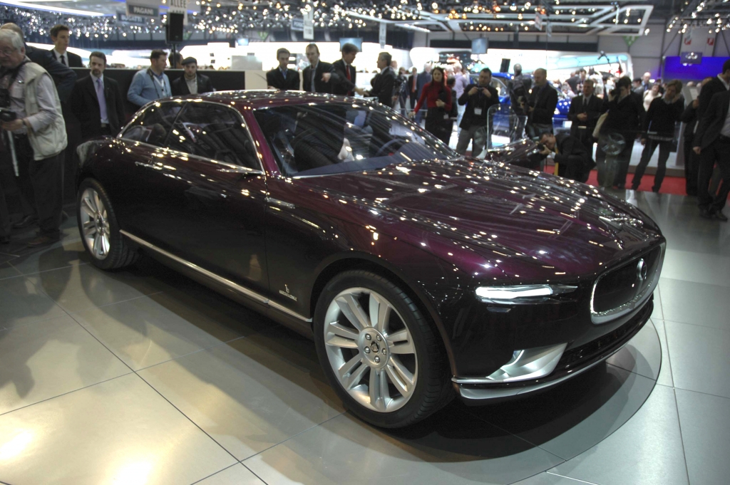Genf 2011: Jaguar-Studie – Bertone präsentiert B99