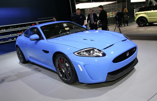 Genf 2011: Jaguar XKR-S erreicht 300 km/h