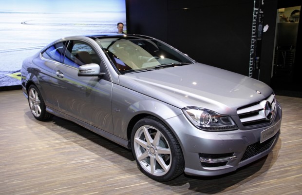 Genf 2011: Mercedes-Benz erweitert C-Klasse um das Coupé