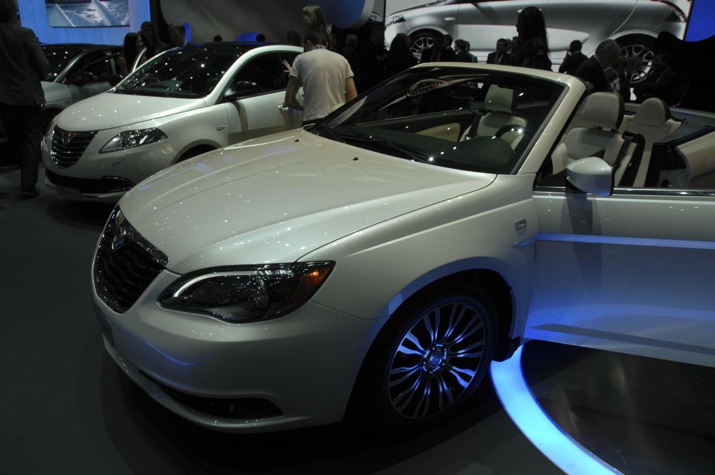 Genf 2011 – Mittelklasse: Peugeot 508, Hyundai i40 cw, Lancia Thema ...