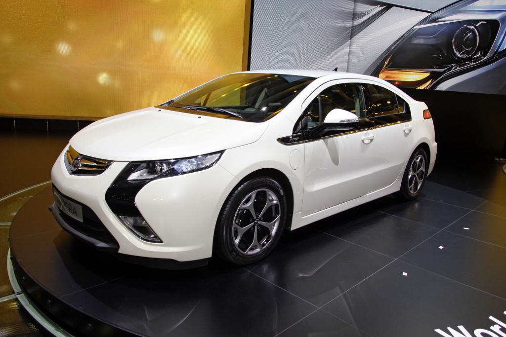 Genf 2011: Opel zeigt den endgültigen Ampera