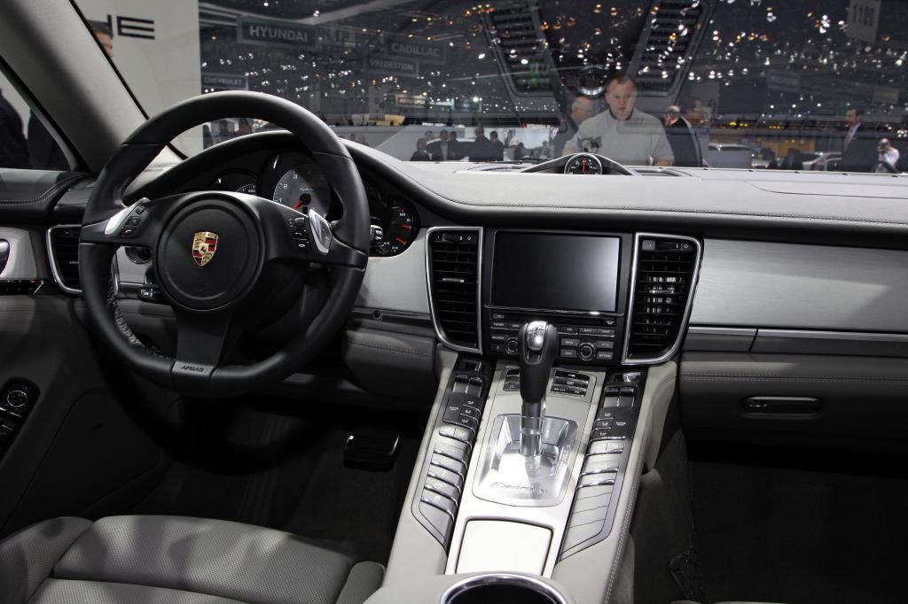 Genf 2011: Porsche Panamera S Hybrid