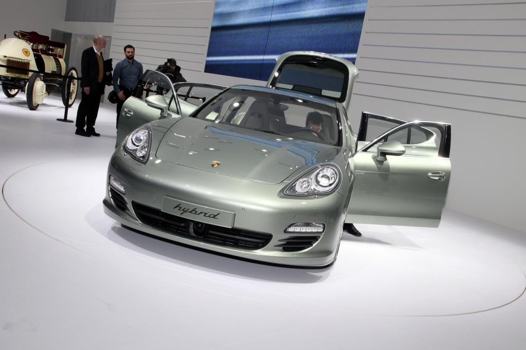 Genf 2011: Porsche Panamera S Hybrid