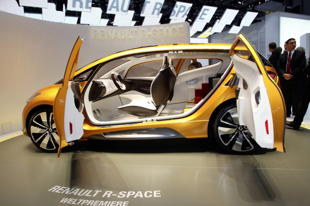 Genf 2011: Renault präsentiert die Van-Studie R-Space