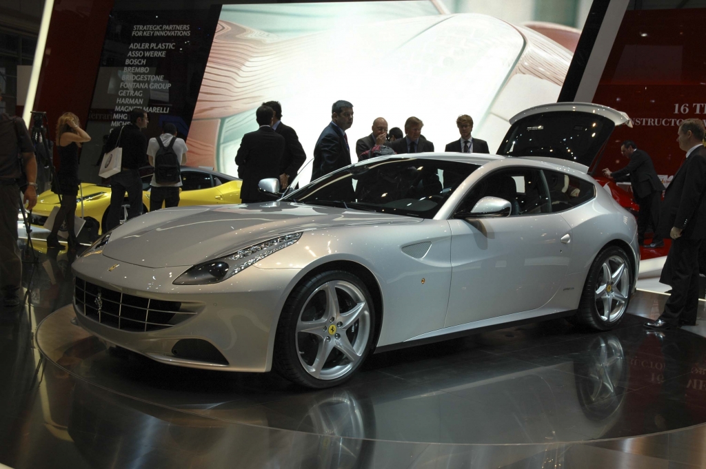 Genf 2011 – Sportwagen: Aston Martin, Jaguar, Ferrari ...