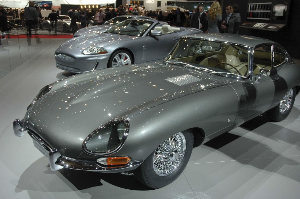 Genf 2011 – Sportwagen: Aston Martin, Jaguar, Ferrari ...