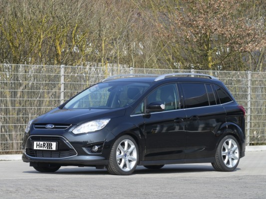 H&R legt Ford Grand C-Max tiefer