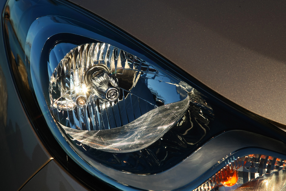 Hyundai i10: Moderne Leuchteinheit vorn. 
