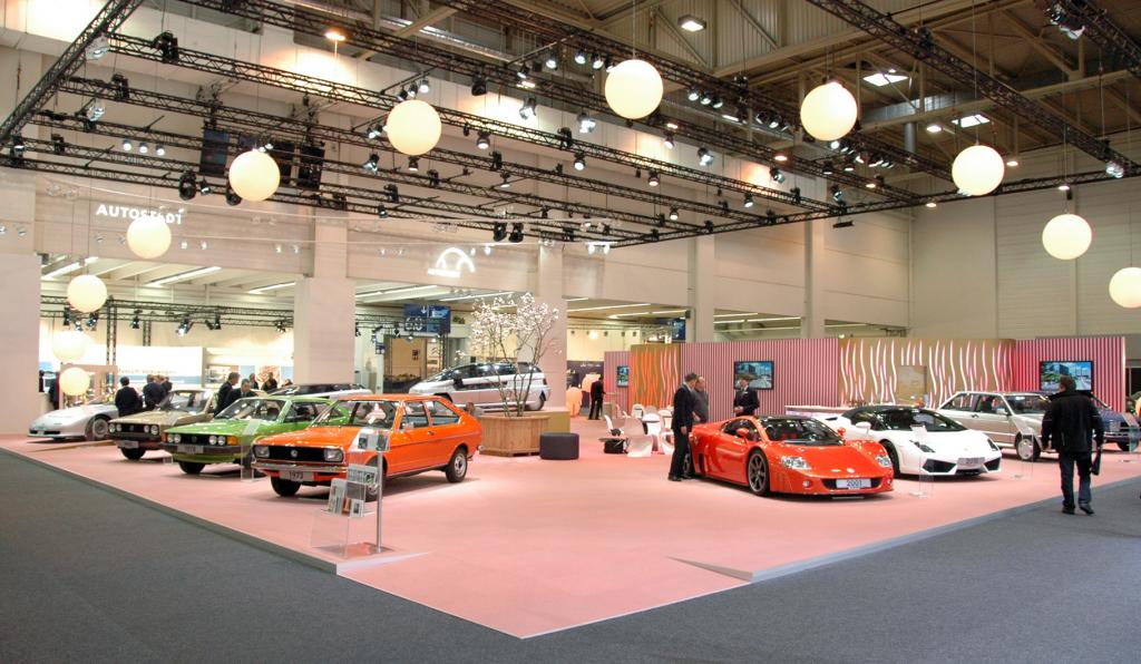 Italdesign Giugiaro auf der Techno Classica 2011.