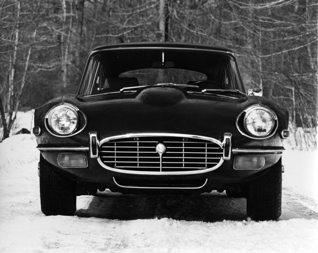 Jaguar E-Type III mit V12-Motor (1971 bis 1974). 