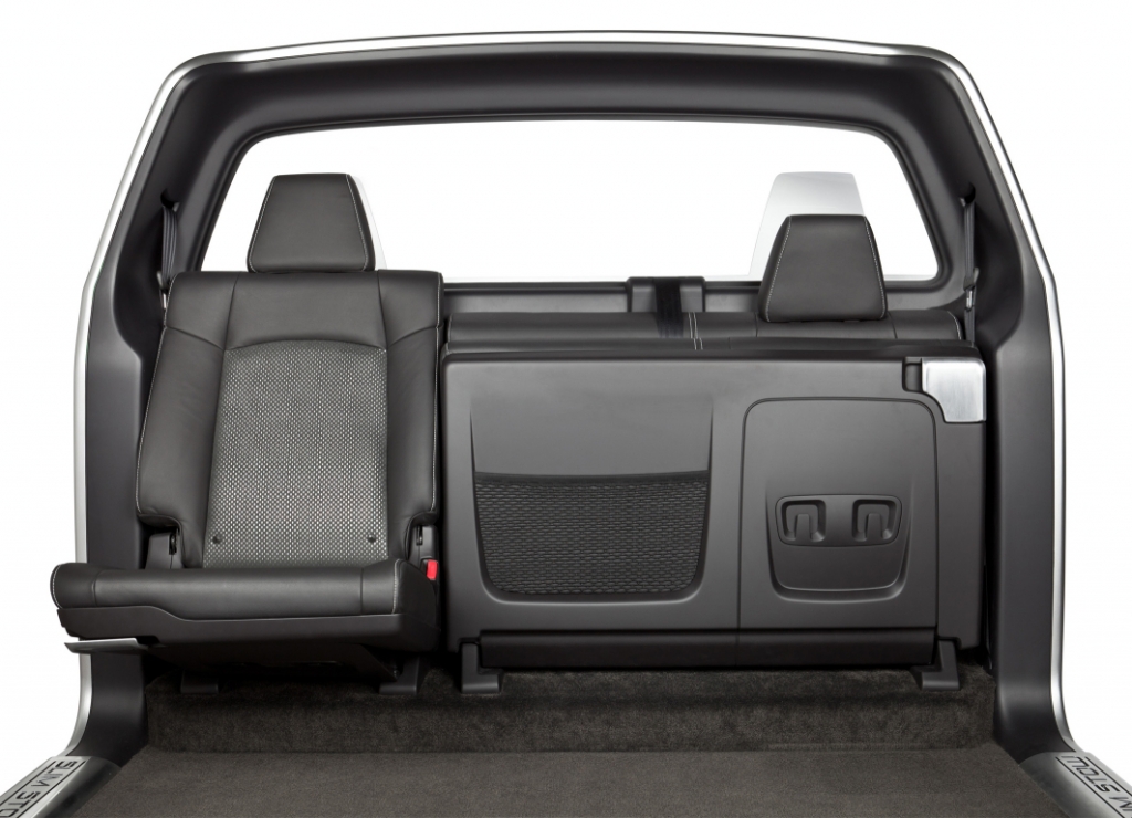 Johnson Controls entwickelt flexibles Rücksitzsystem für Pick-ups